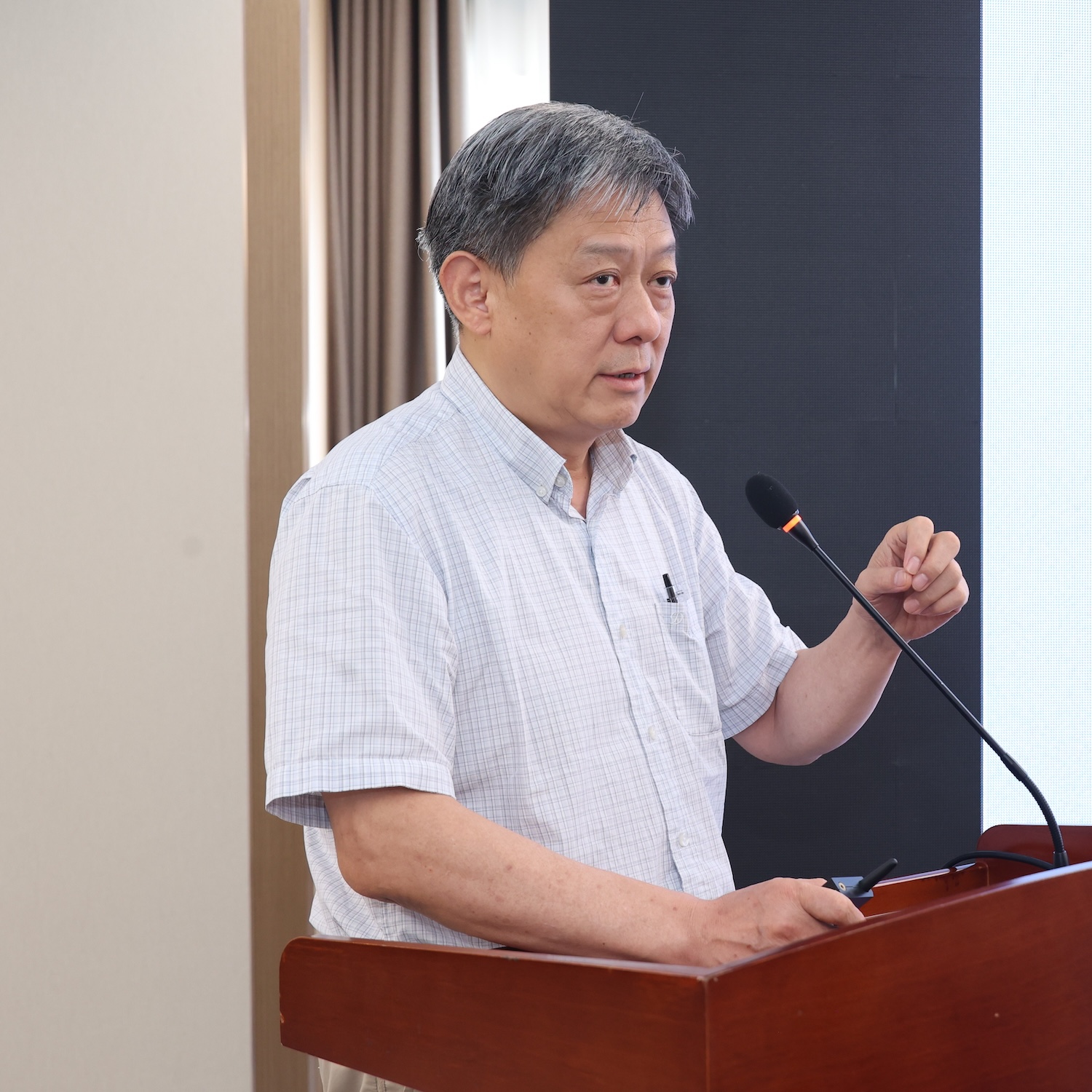 Qingquan Liu Qingquan Liu